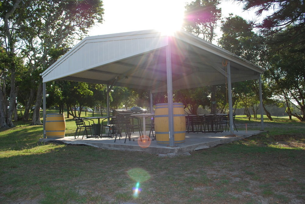 Fern Bay Motel Exterior foto